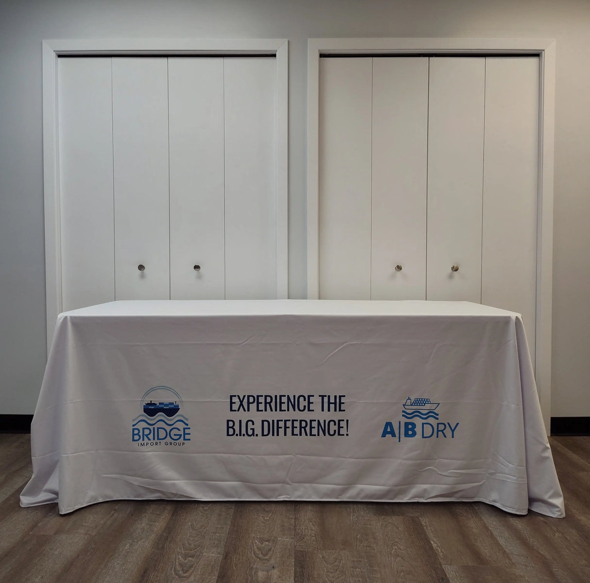 Printed Table Throw DoTradeshow