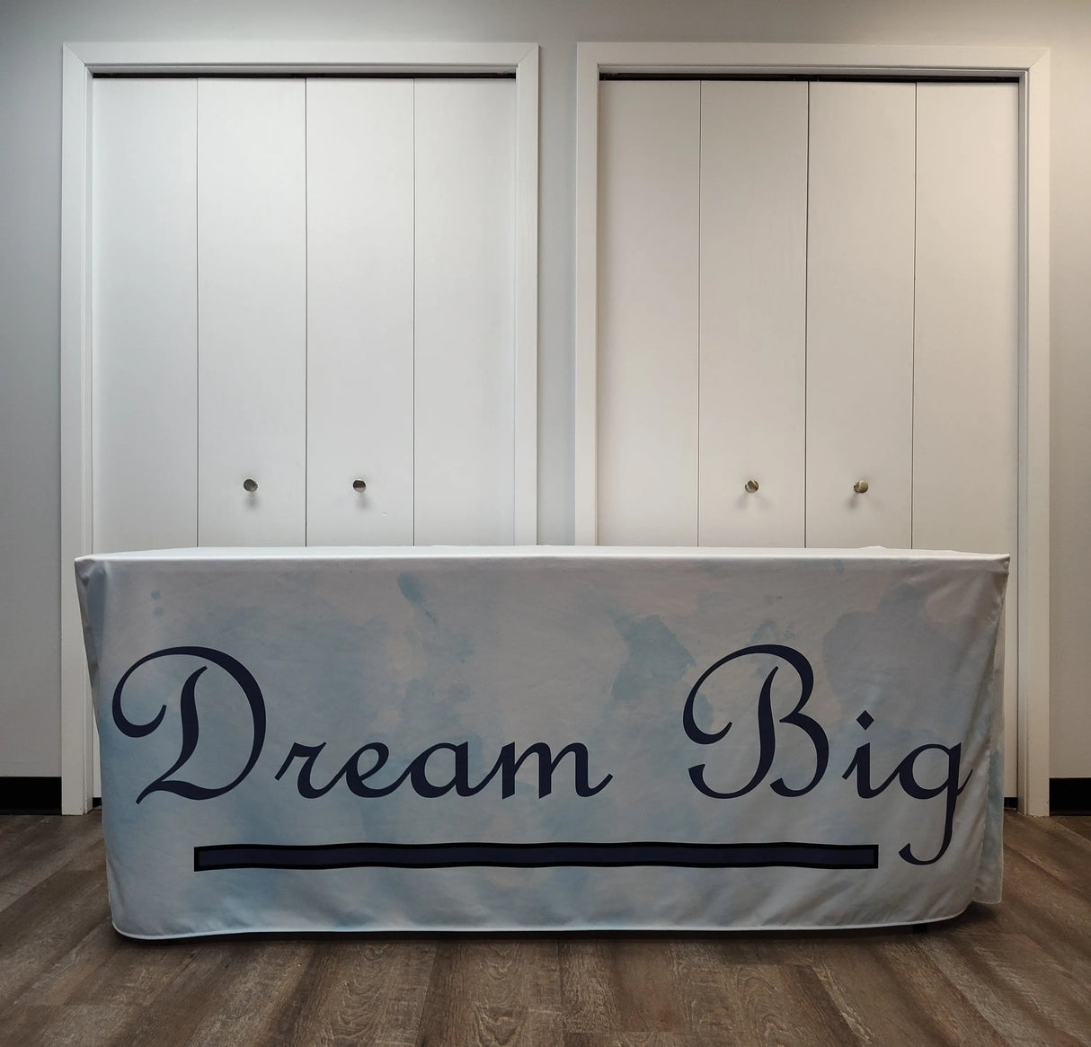 Printed Table Throw DoTradeshow